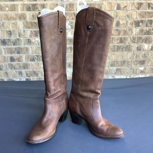 EUC Frye Melissa cognac riding boots. Size 8